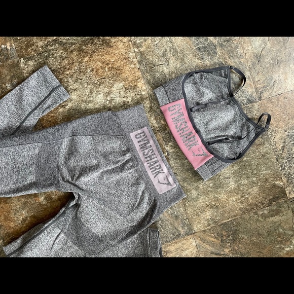 Gymshark set - Picture 1 of 5